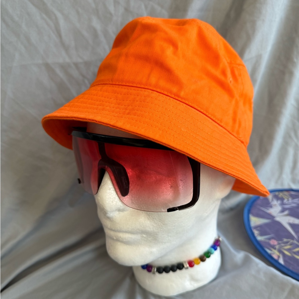 RAVELUXE 🥳 Bucket Hat 👒 ✨ Orange  🍊 ✨